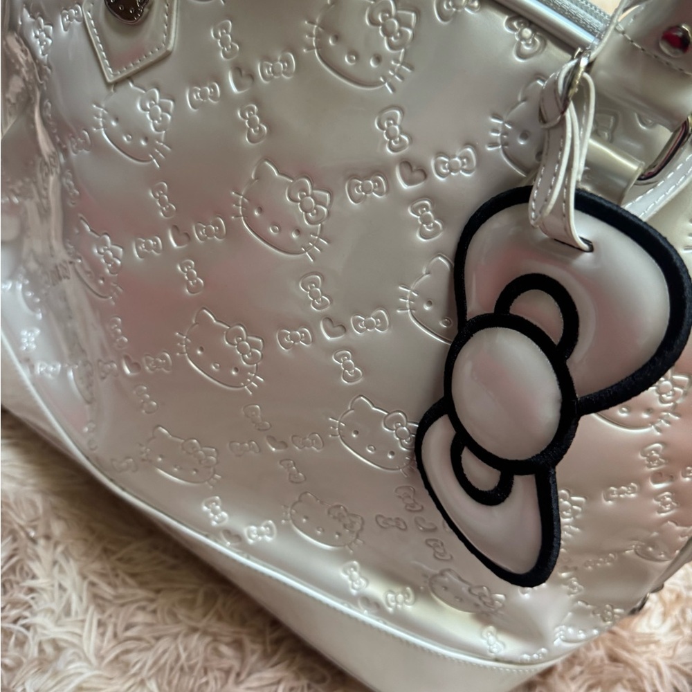 Hello Kitty Shiny White Embossed Tote